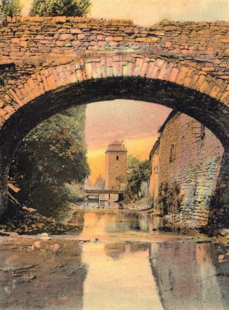 kolorierte Postkarte mit Saalbachbrücke