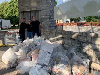 Jugendgemeinderat bei der Müllsammelaktion