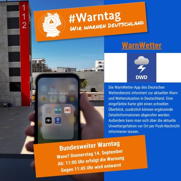 Hand mit Smartphone dazu Text zur WarnWetter-App