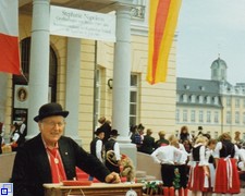 „Trachtenfest“ am Karlsruher Schloss, Juni 1989 (c) Andreas Seim
