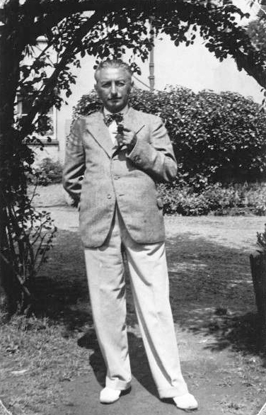 Fritz Hirsch im Garten